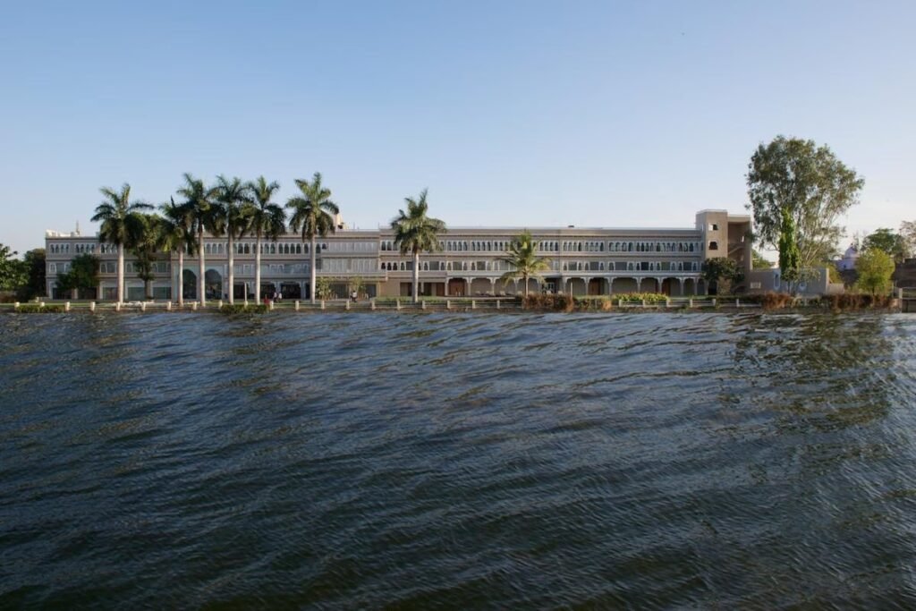 Fateh Sagar Lake