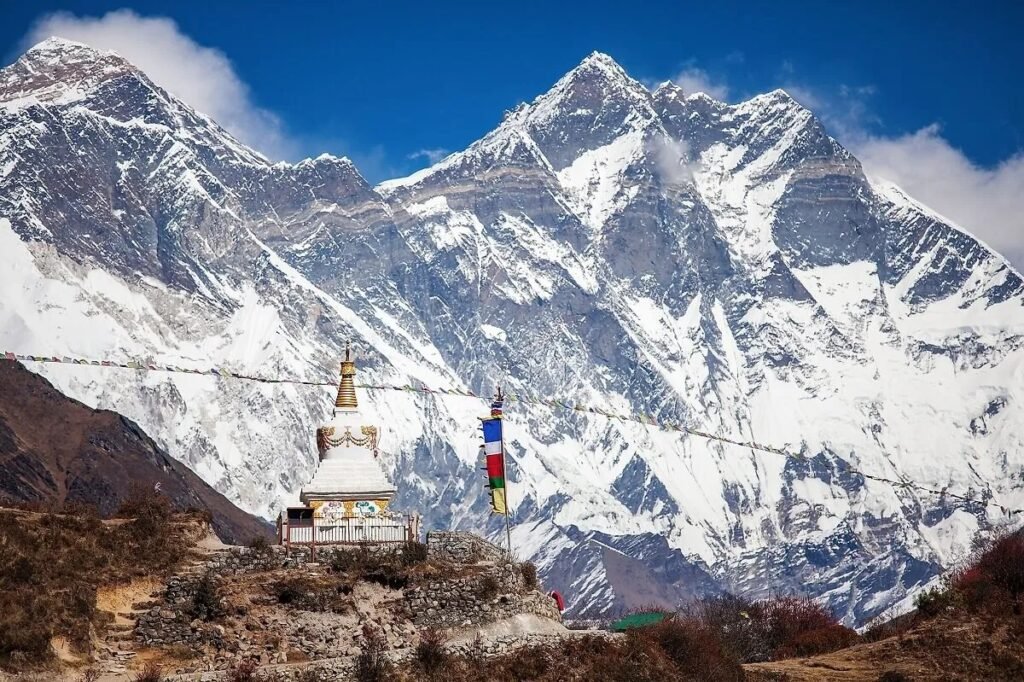 Mountain glacier of Mamostong Kangri